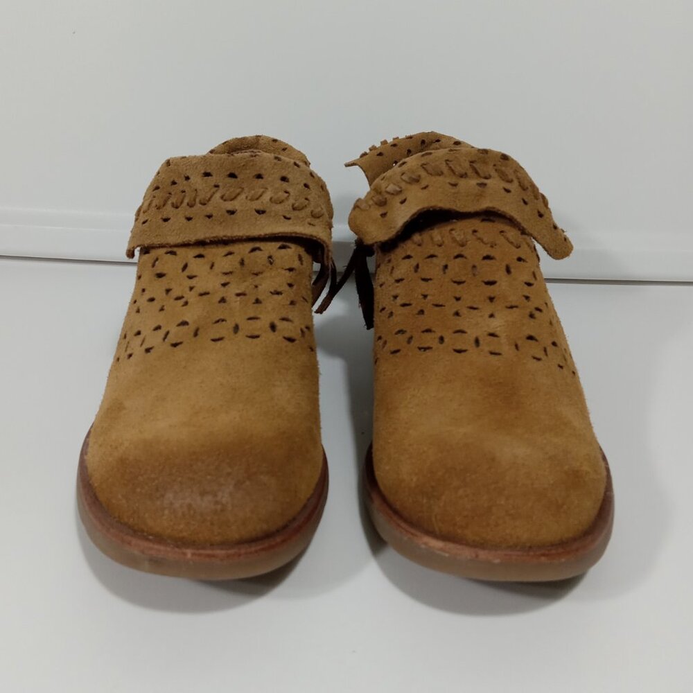 SOFFT Bristow Chambray Ankle Boots Preforated Suede Carmel Tan Brown Size 8 - Picture 4 of 11